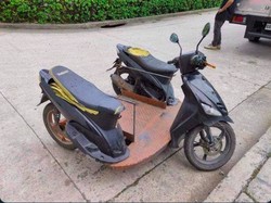 Bikin Ngakak, Ini Modifikasi Motor ala PSBB yang Super Konyol