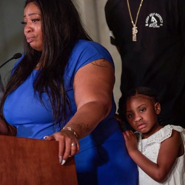 Haru, Putri Mendiang George Floyd Ungkap Merindukan Sang Ayah