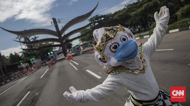 YLKI: Konsumen & Pengusaha Rugi Akibat Kebijakan Labil Nataru YLKI menyatakan kebijakan pemerintah yang terus berubah-ubah soal libur Natal dan Tahun Baru telah merugikan dan membingunkan masyarakat dan dunia usaha.