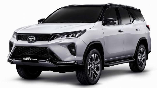 SUV Fortuner Meluncur, Tenaga Besar dan Varian Baru Legender