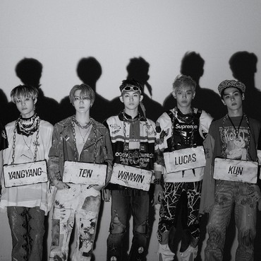 Tak Sengaja Kenakan Pakaian Berbau Rasis, WayV Tunda Rilis Album