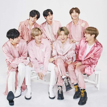 Lagu BTS yang Berjudul 'Stay Gold' Pecahkan Rekor Billboard