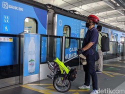 Ingat! Baru di 3 Stasiun MRT Ini Saja Penumpang Bisa Bawa Sepeda Non Lipat