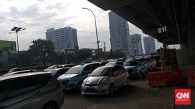 Hari Pertama PSBB Transisi DKI, Kemacetan Kembali Menyergap