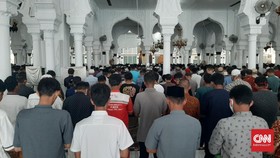 Status Zona Merah Corona, Banda Aceh Tetap Gelar Salat Jumat