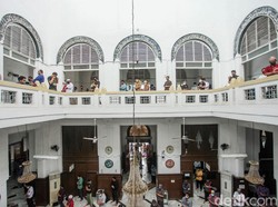 Masjid Cut Meutia: Dari Bangunan Kolonial Sampai Jadi Tempat Ibadah