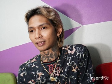 img-title Young Lex Dihujat Usai Bela & Mau Ludahi Wajah Pria yang Hamili Erika Carlina