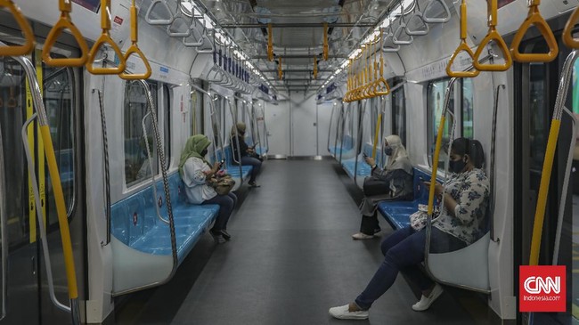 MRT Ajukan Diri Jadi Objek Vital Nasional, Tunggu Restu Kemenhub MRT mengajukan agar asetnya ditetapkan sebagai objek vital nasional demi mengamankan stasiun dan depo MRT dari potensi kericuhan demonstrasi.