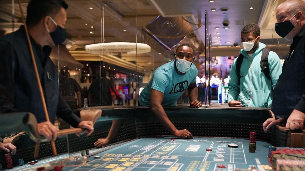 FOTO: Las Vegas yang Kembali Ramai Didatangi Pejudi - Foto 6