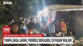 VIDEO: Tanpa Jaga Jarak, Pembeli Berjubel di Pasar Malam