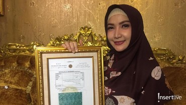 Miliki Kiswah Rasulullah, Roro Fitria Niat Jual Ratusan Juta