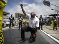 FOTO: Aksi Protes Damai di NASCAR Atlanta