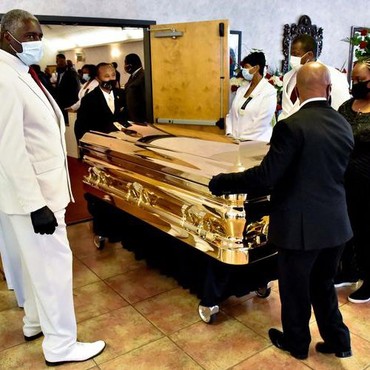 George Floyd Bersemayam di Peti Emas, Pembunuh Terancam 40 Tahun Penjara