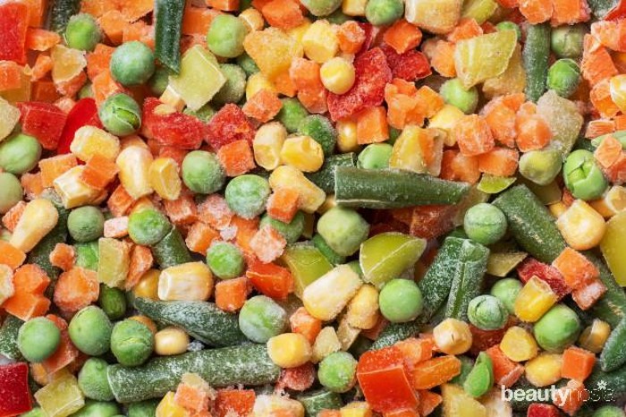 Different Types Chopped Frozen Vegetables/freepik.com