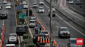 Arus Balik Iduladha, Polisi Terapkan Contraflow Tol Cikampek