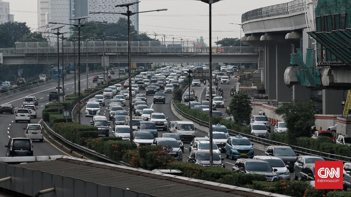 FOTO: Denyut Jakarta di Masa PSBB Transisi
