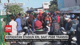 VIDEO: Kepadatan Stasiun KRL Saat PSBB Transisi