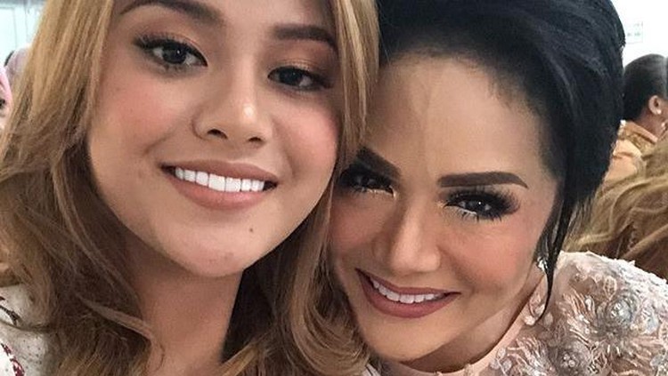 Krisdayanti dan Aurel