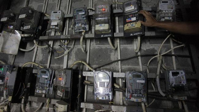 Tukang Las Ditagih Bayar Listrik Rp20 Juta, Netizen Kecam PLN