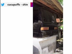 Gokil! Mobil Bekas Dimodifikasi Jadi Musala