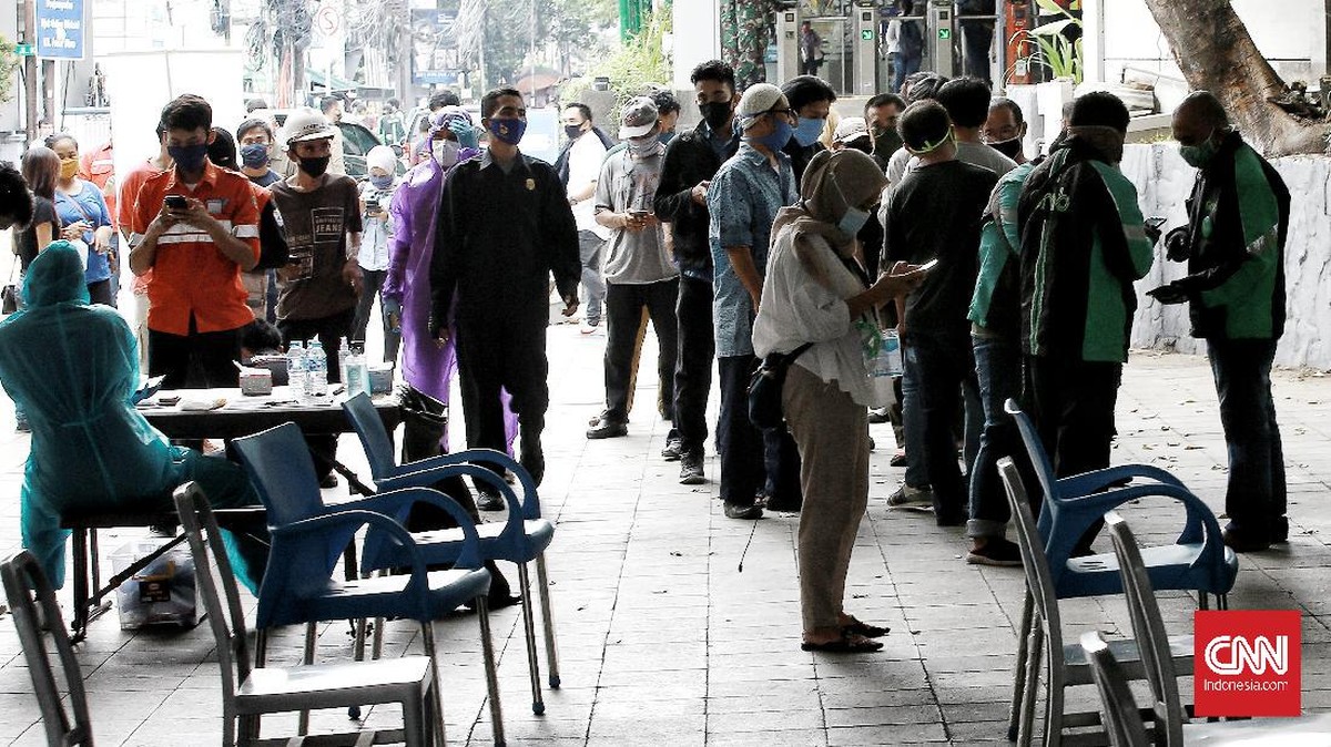 FOTO: Rapid Test Gratis untuk Warga DKI Jakarta