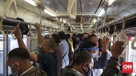 KCI Minta Pengguna KRL Hindari Jam Pulang Kerja Sore Ini