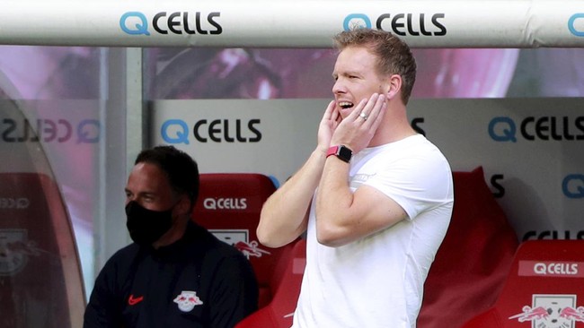 Pelatih RB Leipzig Julian Nagelsmann tak percaya sepenuhnya Liverpool tengah dalam periode buruk. Baginya The Reds masih tim yang menakutkan.