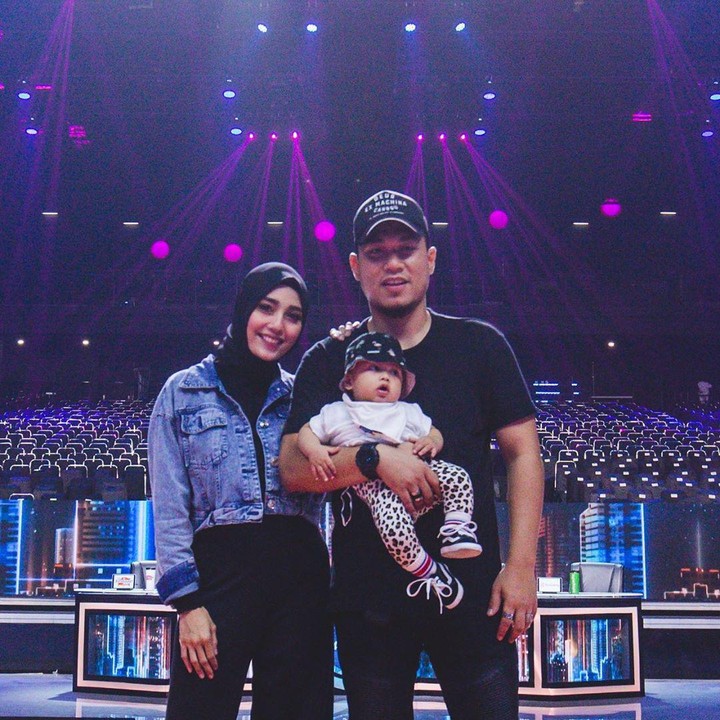 <p>Semoga sehat selalu ya untuk Rizal Armada, Monica Imas, Ghanie dan calon adiknya. (Foto: Instagram @monica_imas)</p>