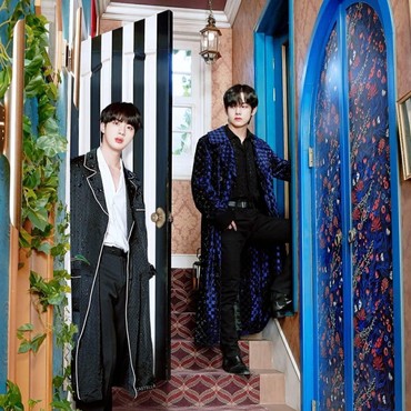 Sempat Bertengkar, Jin & V BTS Kini Bercanda Terus di Lagu Spring Day