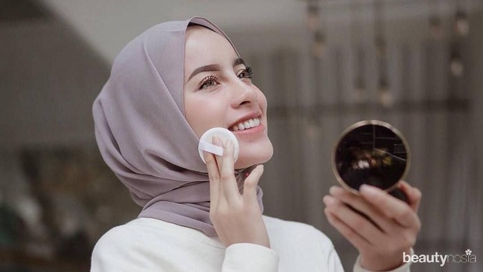 Kecantikan Mulia Kamu Bisa Terpancar dengan Produk Kosmetik Muslimah Modern dari Brand Lokal Ini! Kecantikan Mulia Kamu Bisa Terpancar dengan Produk Kosmetik Muslimah Modern dari Brand Lokal Ini!