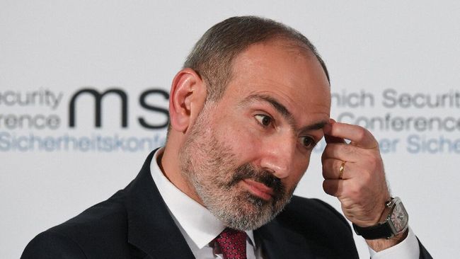 Nikol Pashinyan Armenian Prime Minister Nikol Pashinyan takes part in a panel discussion during the 56th Munich Security Conference (MSC) in Munich, southern Germany, on February 15, 2020. - The 2020 edition of the Munich Security Conference (MSC) takes place from February 14 to 16, 2020. (Photo by Christof STACHE / AFP)