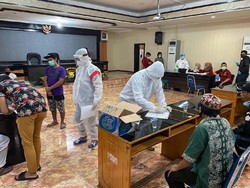 Buntut Pengambilan Jenazah Covid-19, 4 Tersangka Reaktif