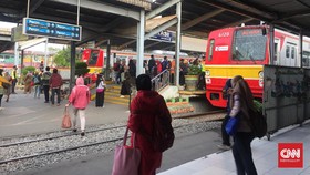Antrean Stasiun Bekasi Berkurang di H+2 Kerja PSBB Transisi