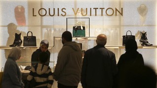 LV Tunda Akuisisi Tiffany & Co, Imbas 'Ribut' AS-Prancis