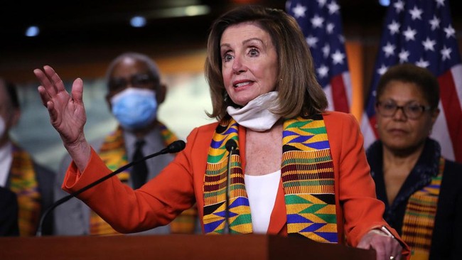 Ketua Dewan Perwakilan AS, Nancy Pelosi, memulai tur ke Indo-Pasifik, Senin (1/8). Namun, Pelosi tak menyebut Indonesia dan Taiwan dalam agenda kunjungannya.