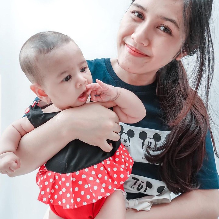 <p>Adik Alyssa Soebandono itu melahirkan Annasya pada 14 Januari 2020 lalu. (Foto: Instagram @annissanns)</p>