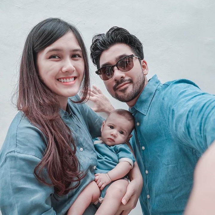<p>Dari pernikahannya dengan Annov Hari Prabowo, Annissa Soebandono dikaruniai anak perempuan yang diberi nama Annasya Xiveria Annov. (Foto: Instagram @annissanns)</p>
