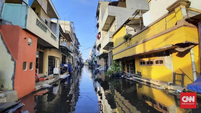 Banjir rob di Muara Angke Banjir rob di Muara Angke, Jakarta (7/6).