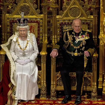 Pangeran Philip Rayakan Ultah ke-99 Bersama Ratu Elizabeth