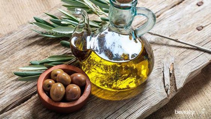 Bukan Hanya Untuk Masakan, Simak 5 Manfaat Minyak Zaitun Bagi Kecantikan
