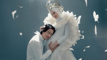 img-title Jelang Melahirkan, Cut Meyriska Sudah Berada di Rumah Sakit