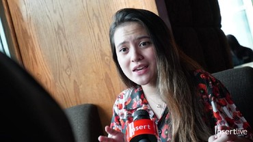 img-title Resmi Dibaptis, Marsha Aruan Beri Klarifikasi soal Pindah Agama