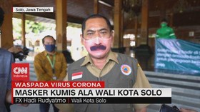 VIDEO: Masker Unik Wali Kota Solo Bergambar Kumis