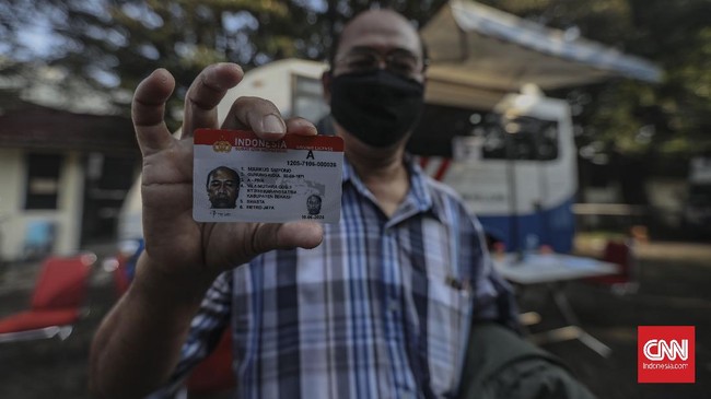 Layanan SIM keliling hari ini, Sabtu (20/11) dibuka di lima lokasi DKI Jakarta, mulai pukul 08.00 sampai 12.00 WIB