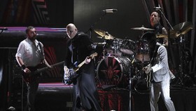Smashing Pumpkins Rilis Dua Single Jelang Album