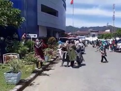 Pasien RS di Padang Dievakuasi saat Gempa M 5,7 Guncang Bengkulu
