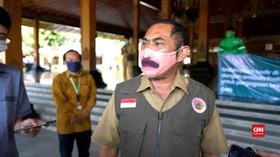 VIDEO: Viral Masker Kumis Wali Kota Solo