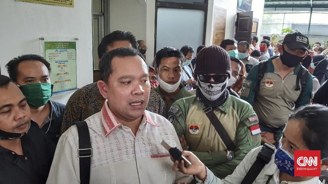 Pengacara Ruslan Buton, Tonin Tachta Singarimbun