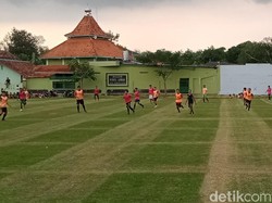 Sambut New Normal, Warga di Klaten Tak Sabar Latihan Sepak Bola