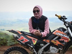 Bupati Luwu Utara Blusukan ke Pelosok Andalkan Sepeda Motor Trail